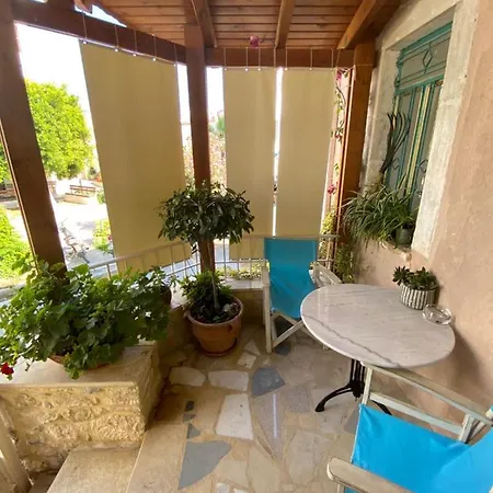 Kamelia-renovated Old House-south Crete