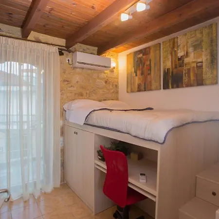 Kamelia-renovated Old House-south Crete Galia