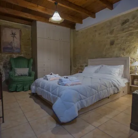 Villa Kamelia-renovated Old House-south Crete Galia